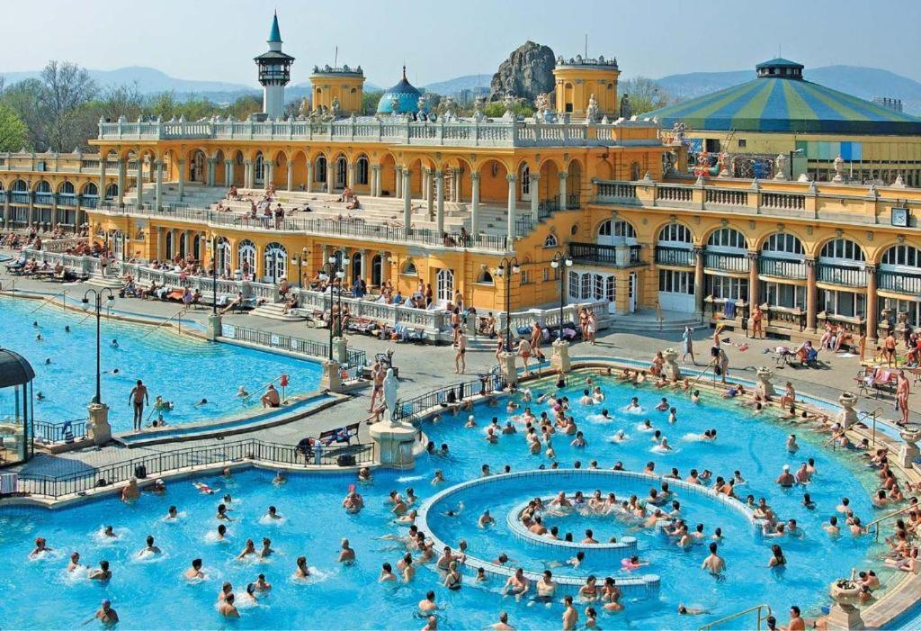 Budapest Central Andrassy Apartment Eksteriør billede